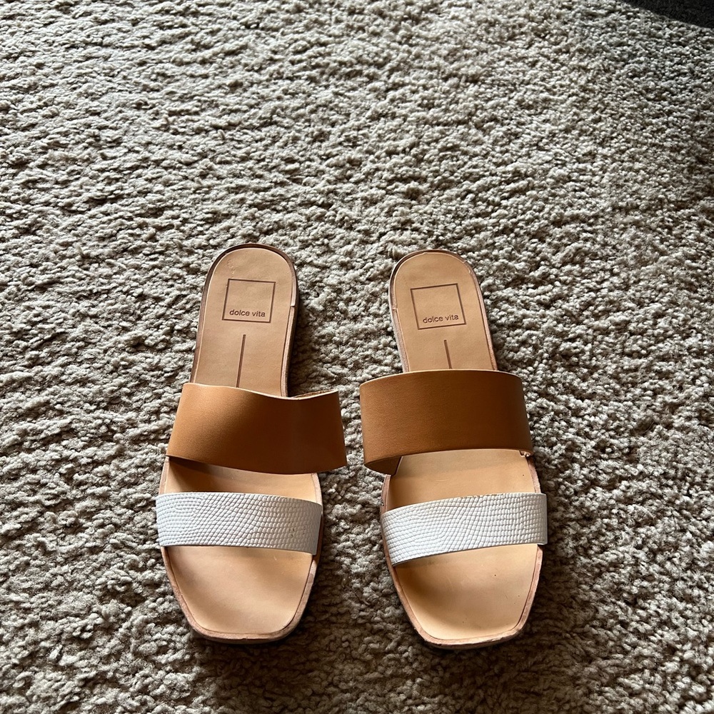 Dolce Vita Tan and White Slide Sandals